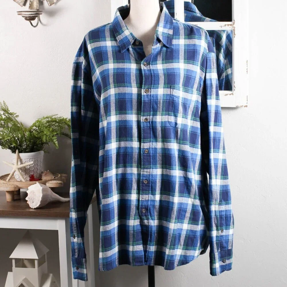 J. Crew Men's Midweight Flannel Shirt in Antique Navy Plaid - NWT - XXL